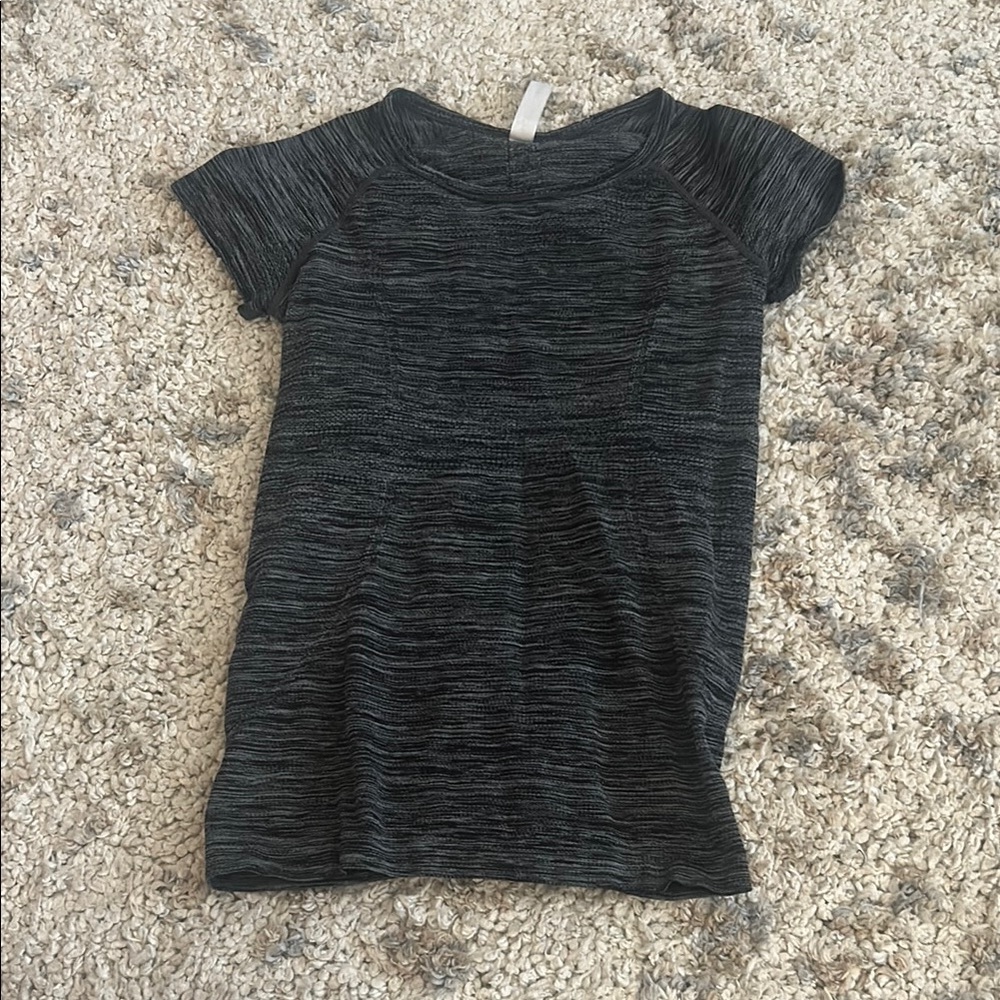 90 Degree By Reflex Black Short Sleeve Tee with Textured Design
